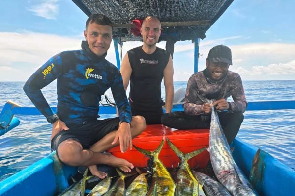 North-Bali-Spearfishing-Charter-Full-Day-Private-Blue-Water-FADs